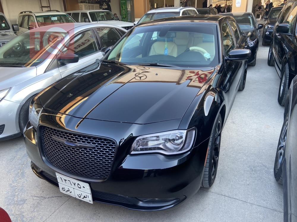 كرايسلر 300